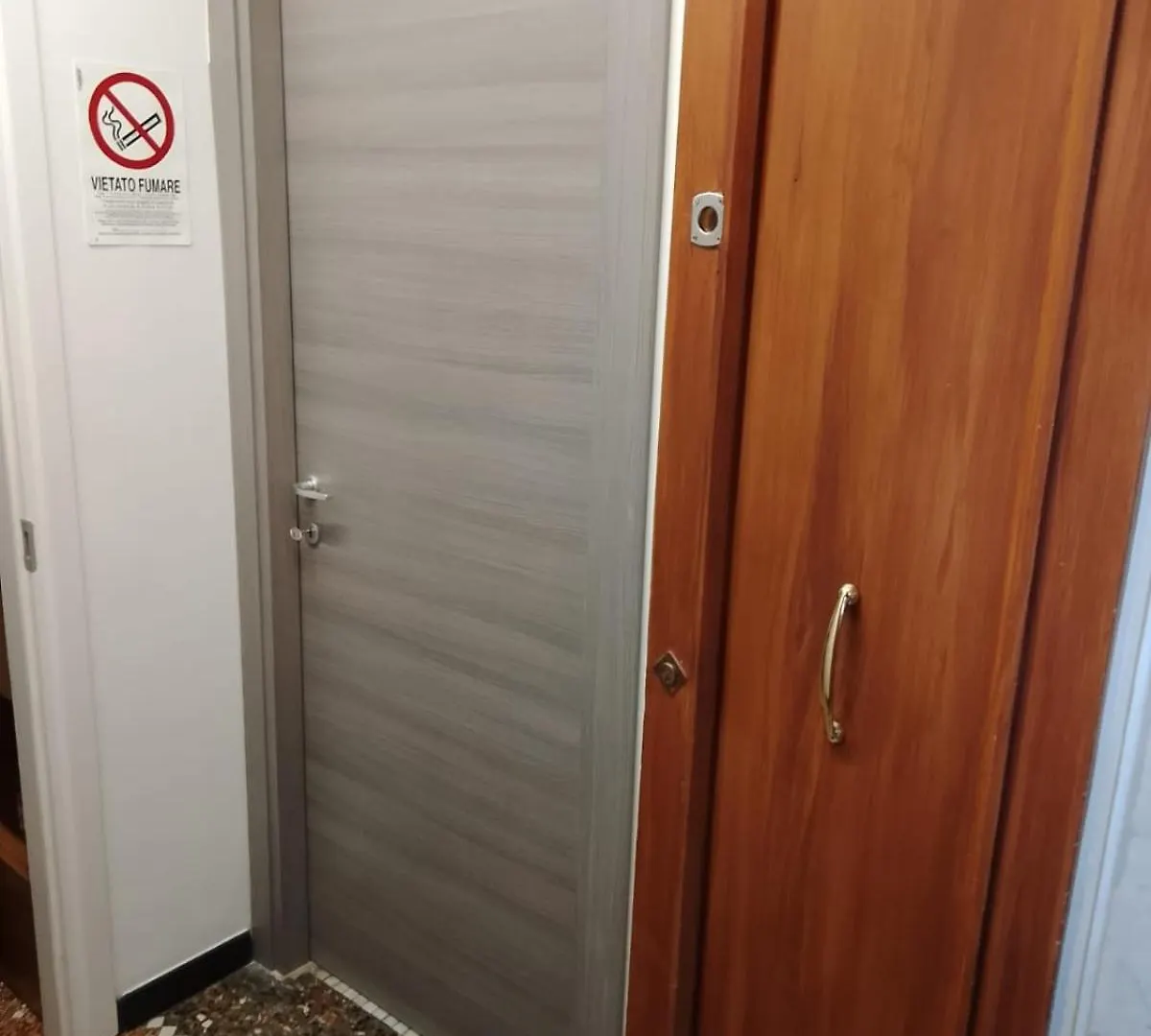 Gasthof Affittacamere House Leomar Di Sara Genua