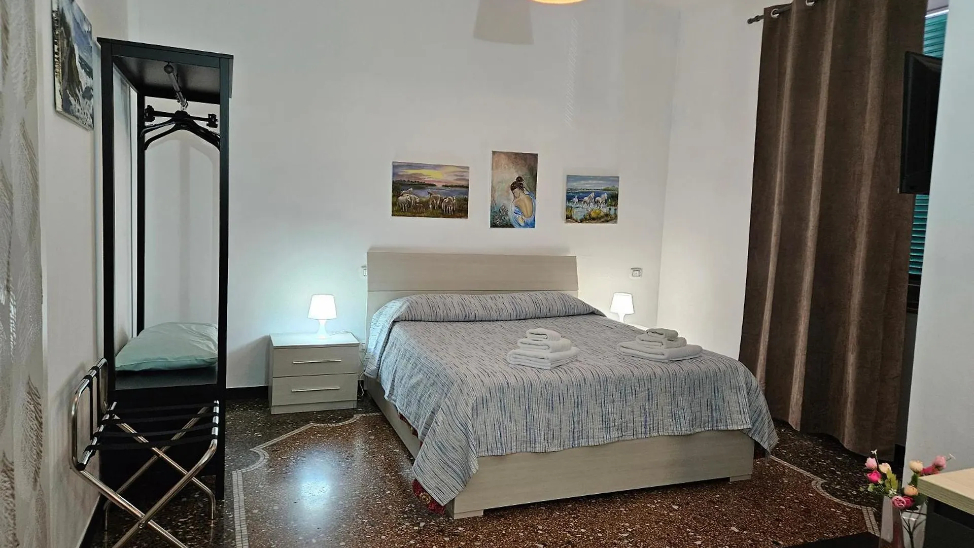 Affittacamere House Leomar Di Sara Genua