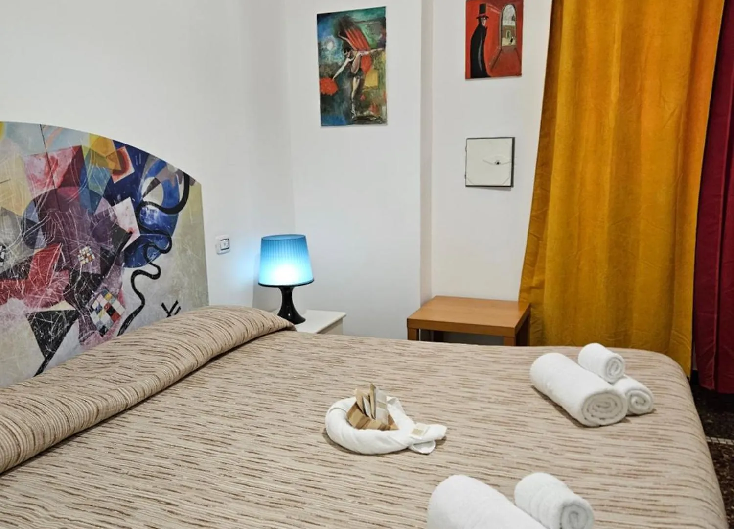 Affittacamere House Leomar Di Sara Genua Gasthof