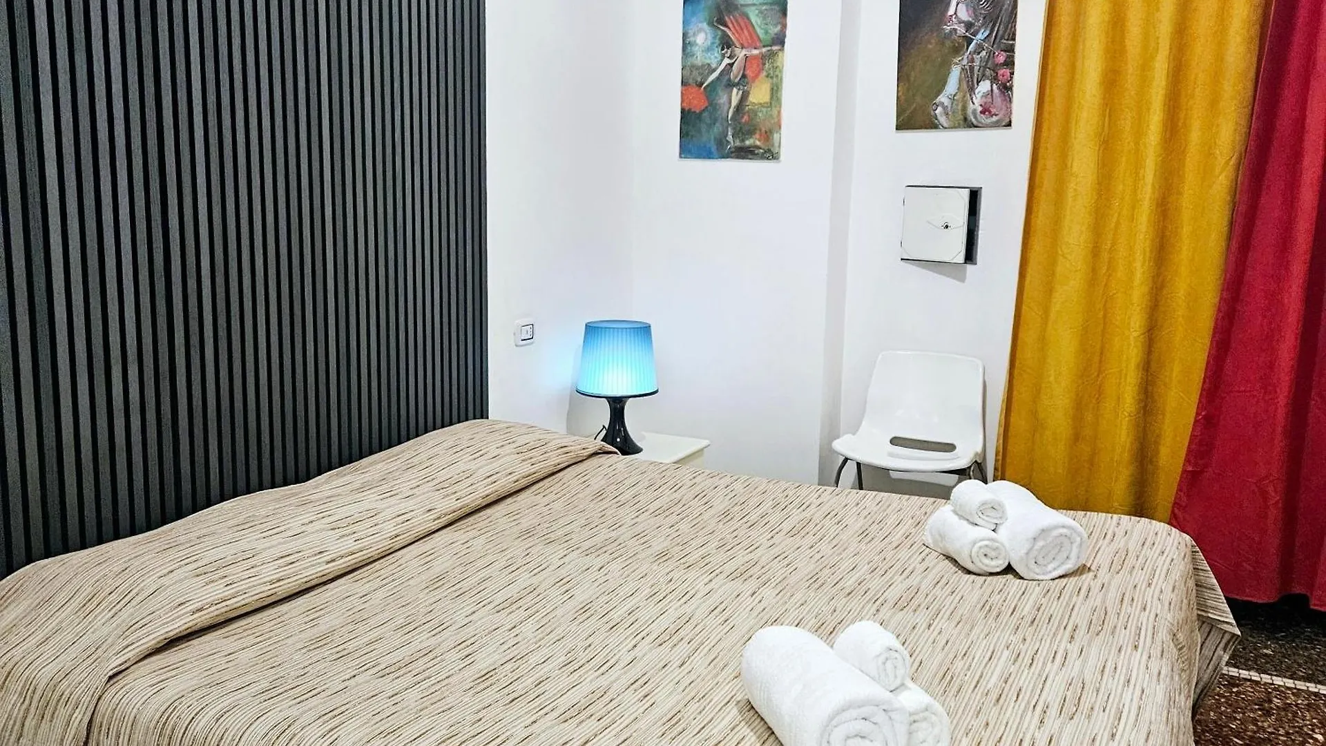 Affittacamere House Leomar Di Sara Genua 0*,