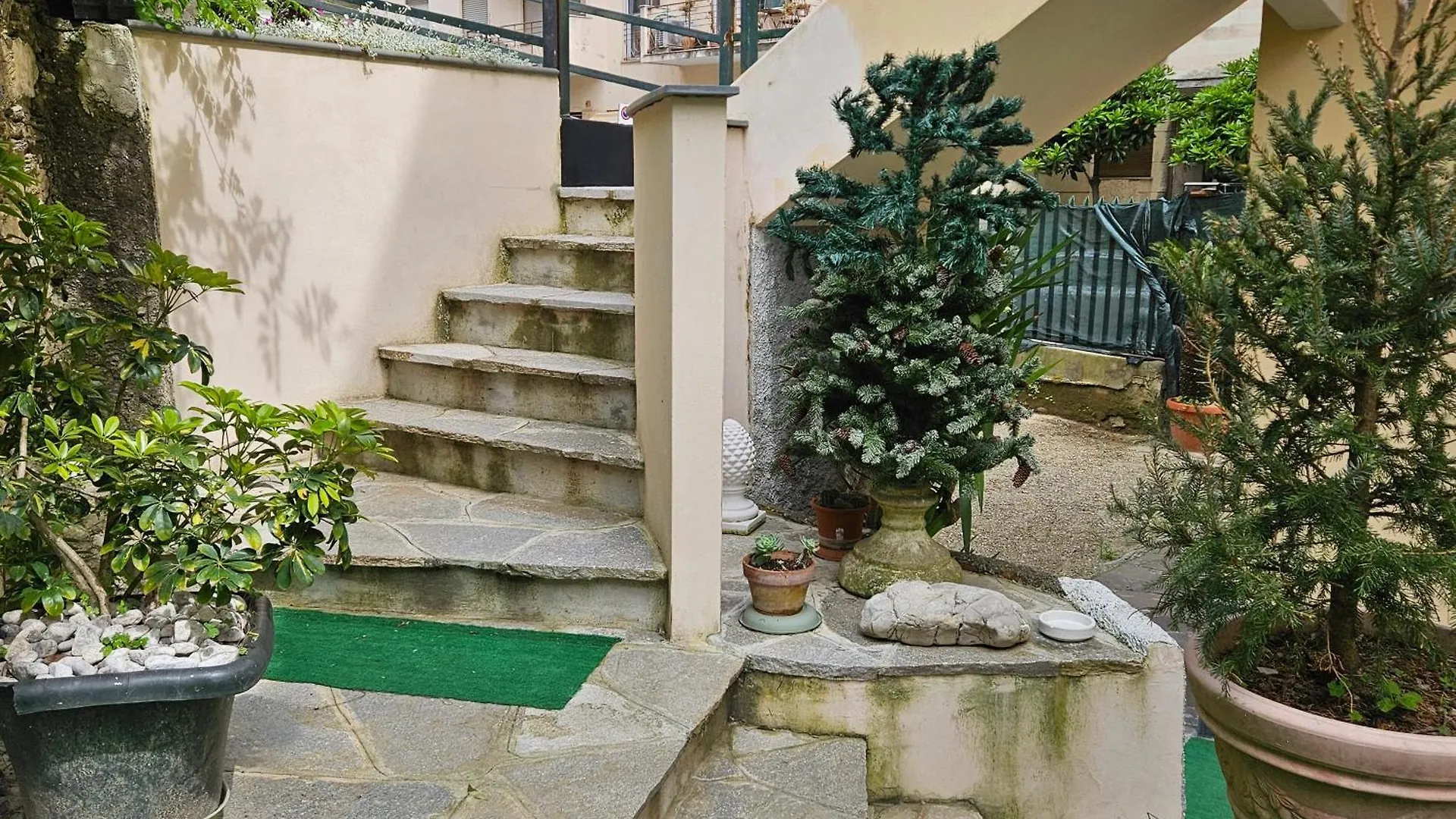 Affittacamere House Leomar Di Sara Genua 0*,