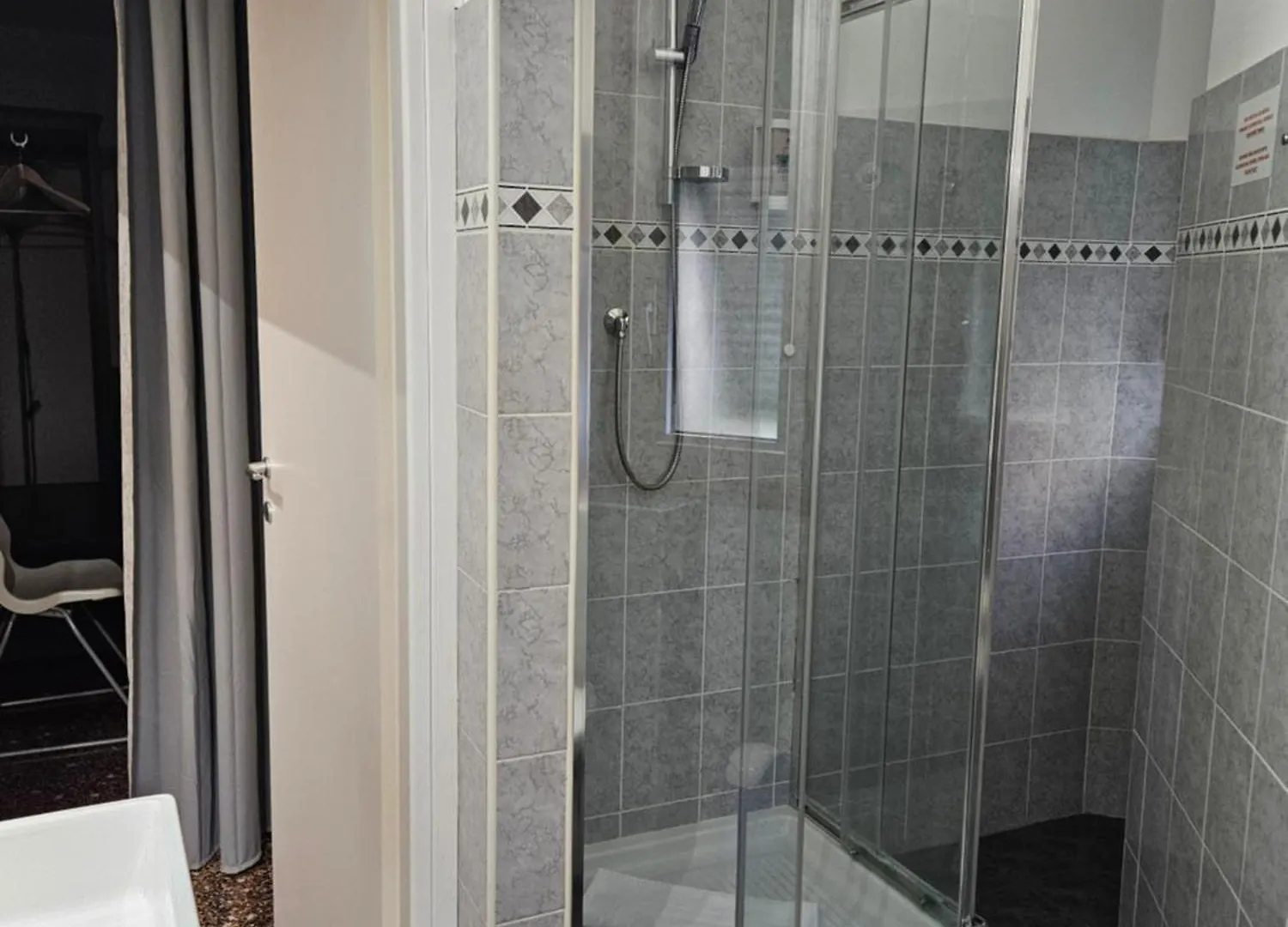 Hotel House LeoMar di Sara Genova Italia