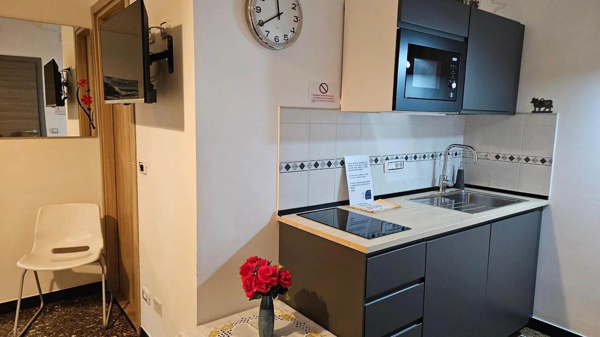 Gasthof Affittacamere House Leomar Di Sara Genua Italien